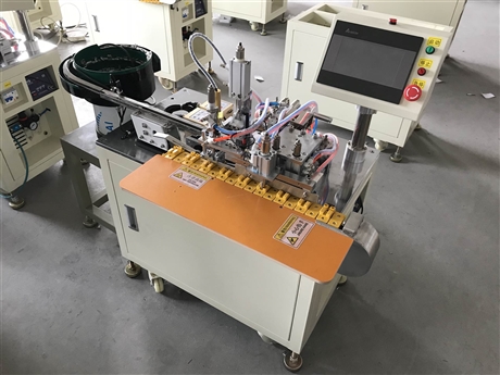 东莞市能朗环保科技有限公司 产品展厅 >新疆usb自动焊锡机替代人工