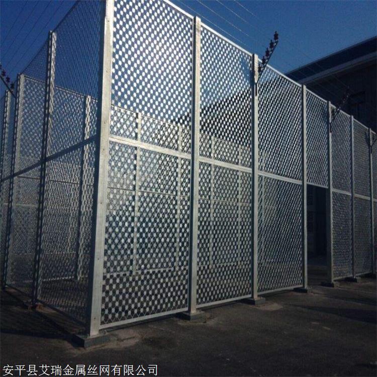 看守所镀锌钢网墙,看守所喷塑钢网墙,看守所浸塑钢网墙