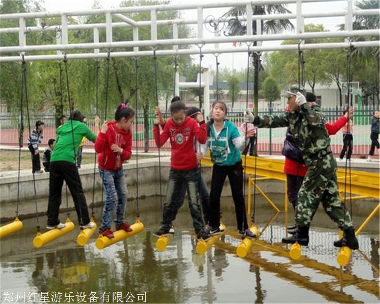 无动力户外游乐设备 水上拓展项目 户外体能乐园设备