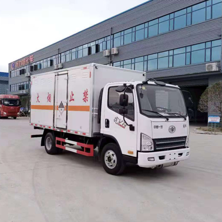 9类危险品运输车 东风多利卡4米2杂项危废运输车