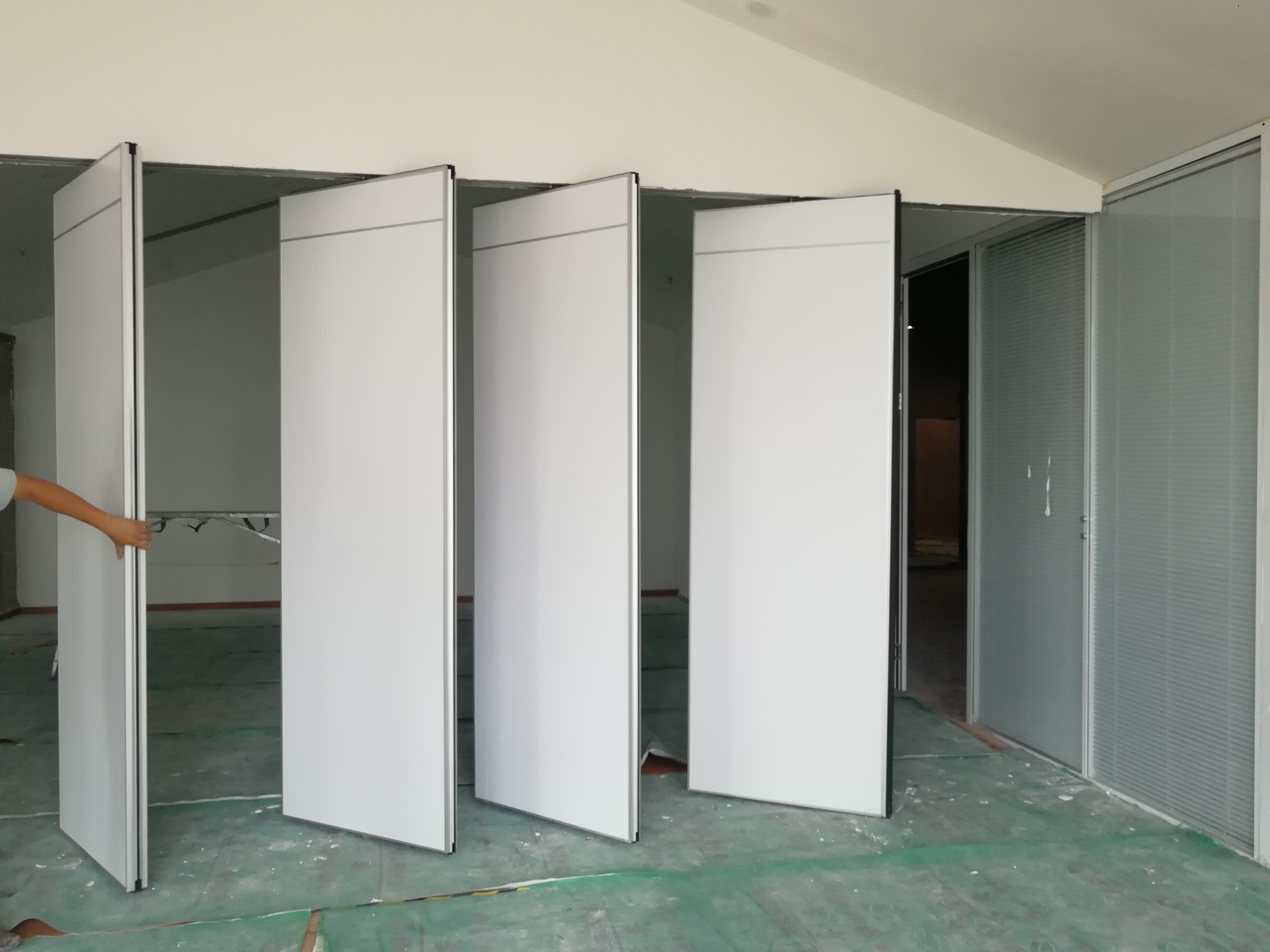 主要经营活动隔断墙,移动隔断墙,隔断折叠门,移动屏风