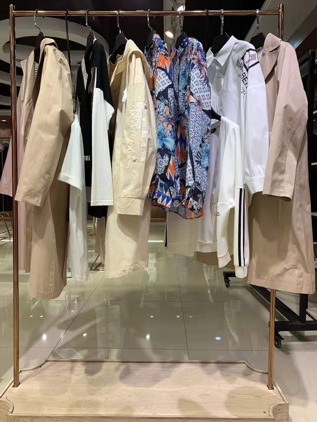 尾货折扣女装哪有批发 广州九月大码精品女装 专柜女装货源