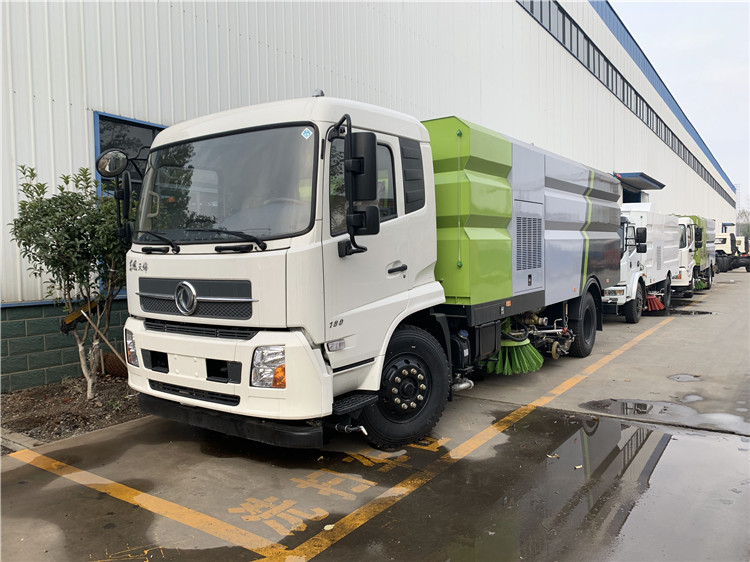 程力道路养护车环卫扫路车河南多功能洗扫车