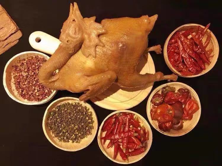 宁国市老味道麻椒鸡技术加盟 手撕大排骨技术培训 卤肉熟食学习
