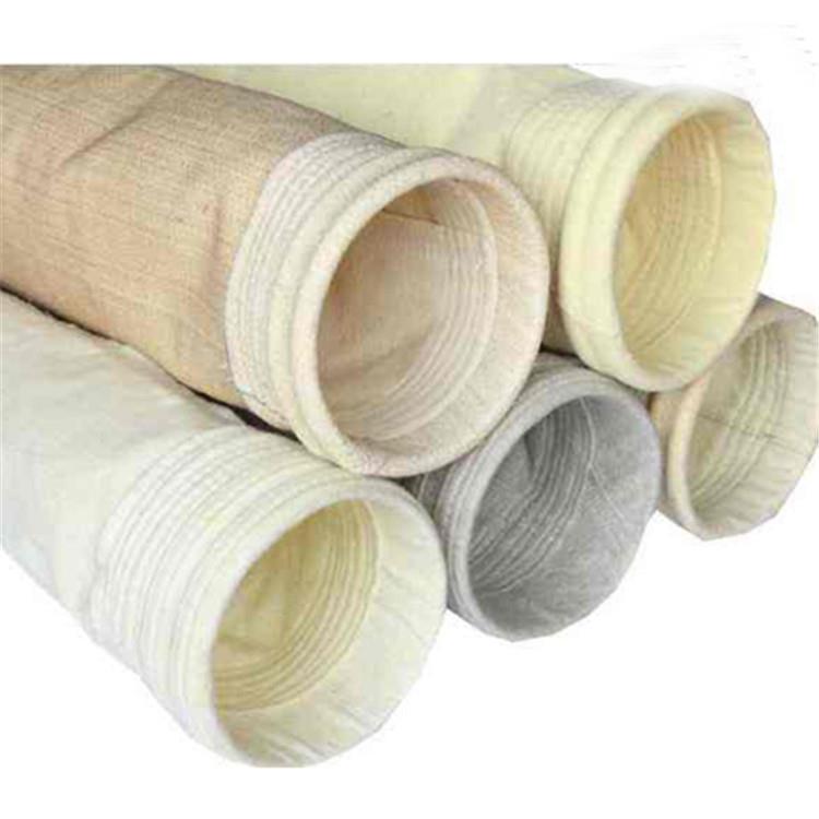 的覆膜除尘布袋具有很好的透气性,防水性等优点,是一种新型的除尘滤料