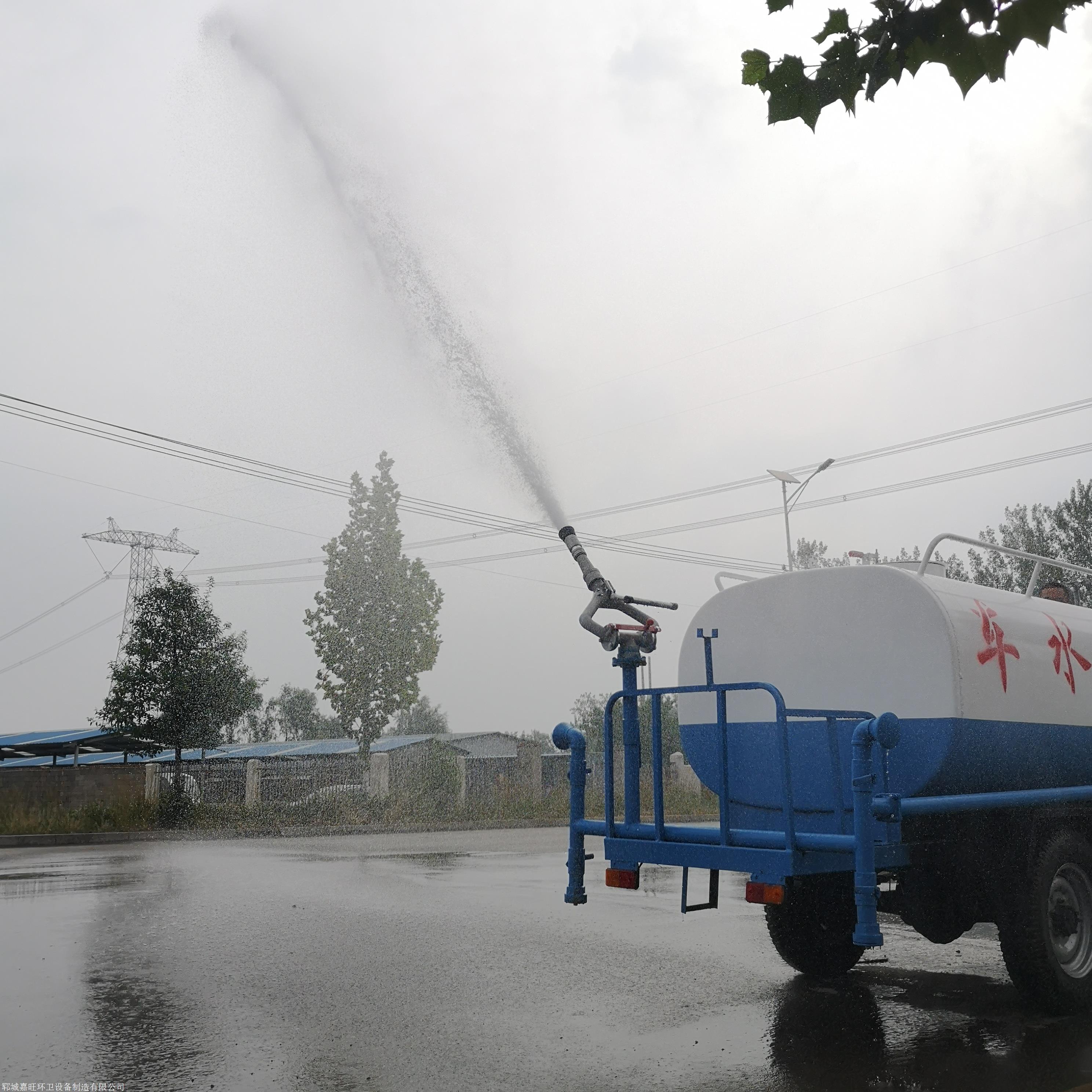 8吨雾炮洒水车 2吨三轮洒水车报价