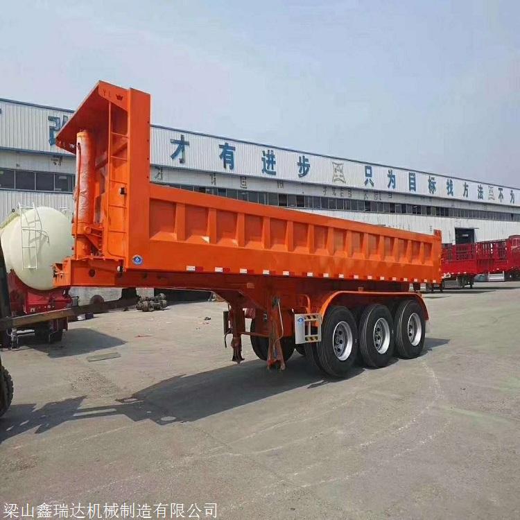 后翻自卸半挂车价格物有所值 新型后翻自卸车拉煤专用