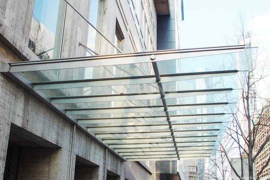 广东钢结构玻璃雨棚安装价格