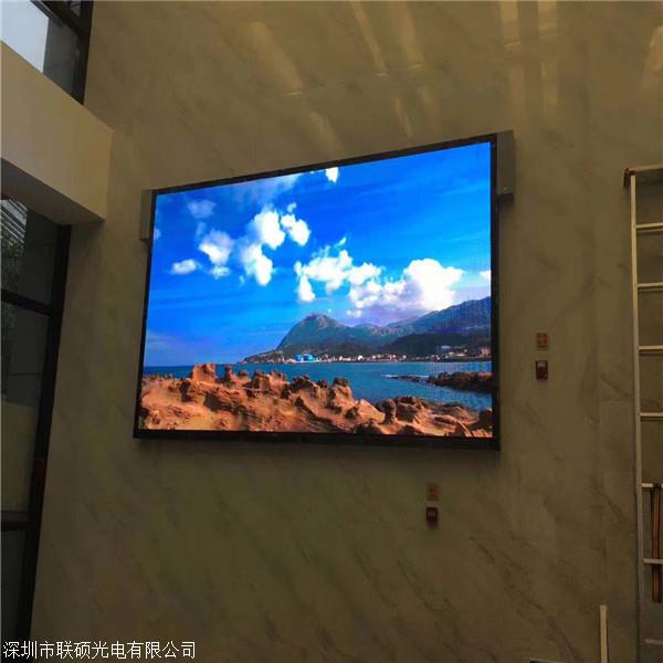 小间距p1.8led显示屏价格预算清单