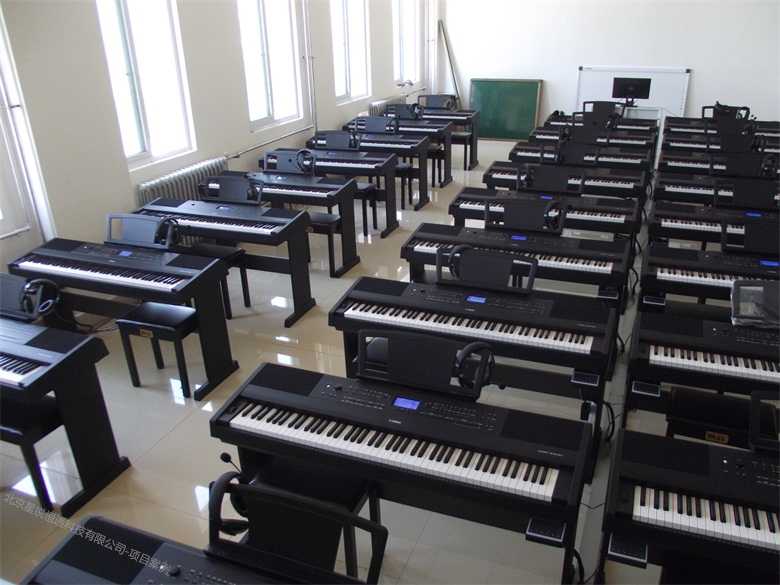 电钢琴教室教学系统学校钢琴房教学系统设备