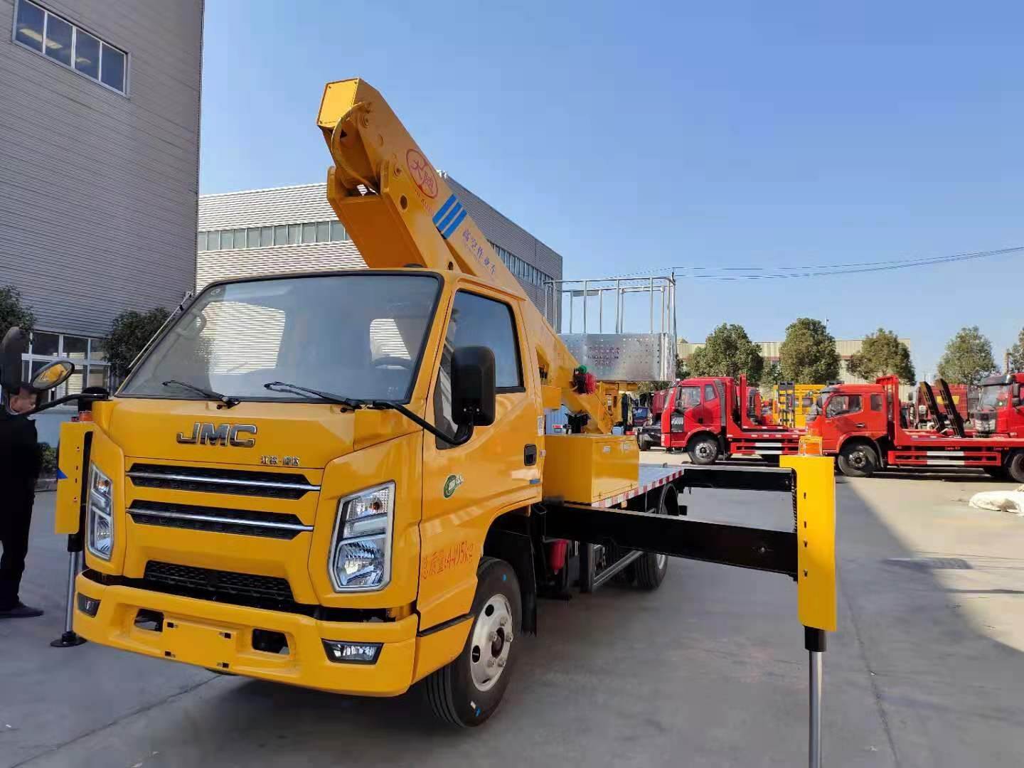 润力蓝牌高空作业车21米高空作业车