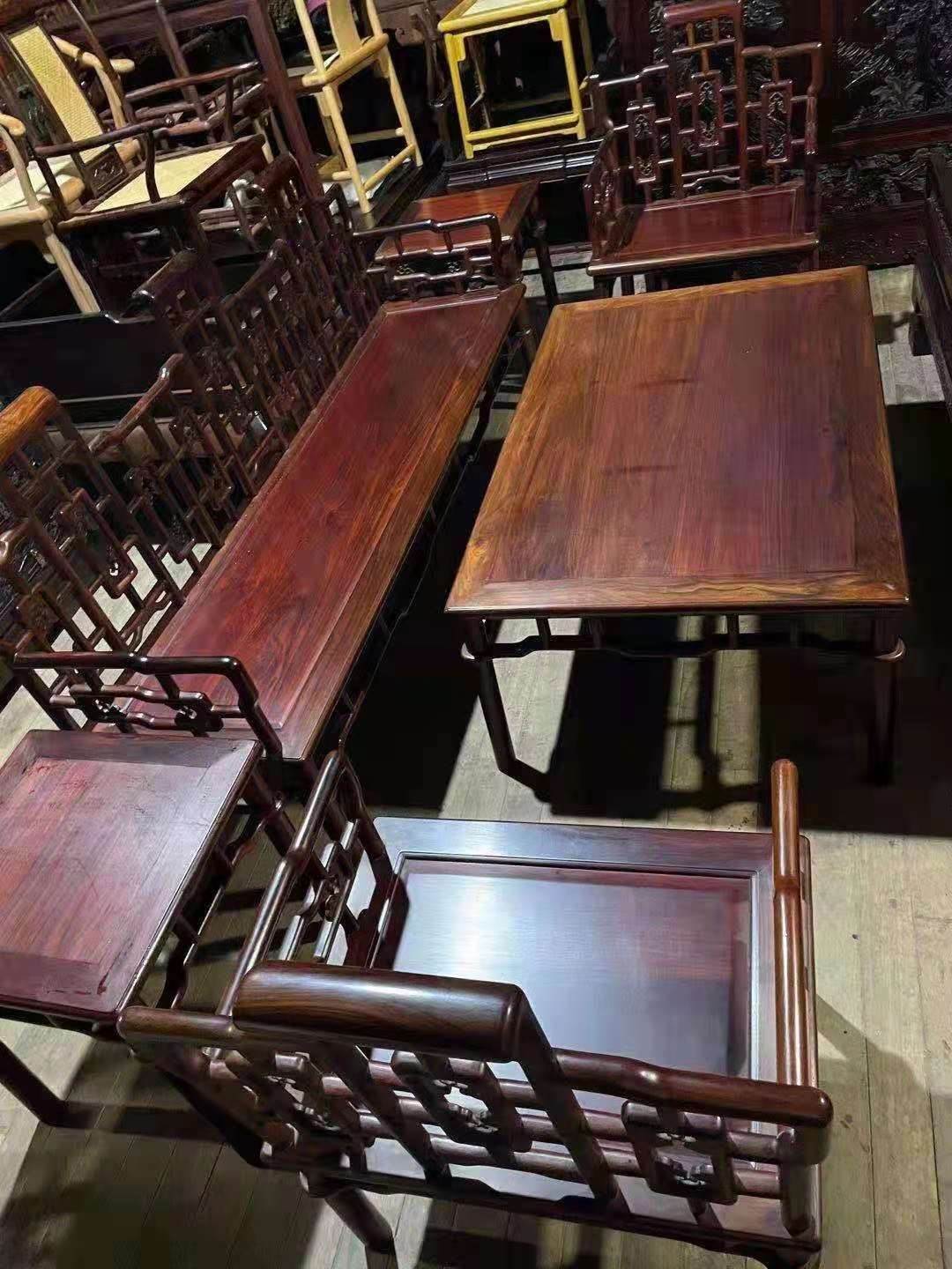分类 酸枝类家具 产地 越南 材质 木质 新旧程度 7成新 销售地 广州