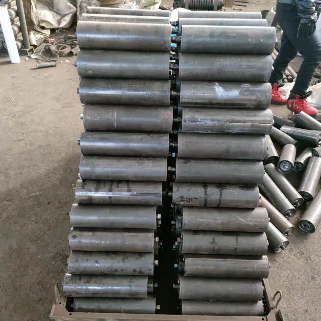 矿用托辊防水防尘槽型托辊矿用三联托辊厂家供应