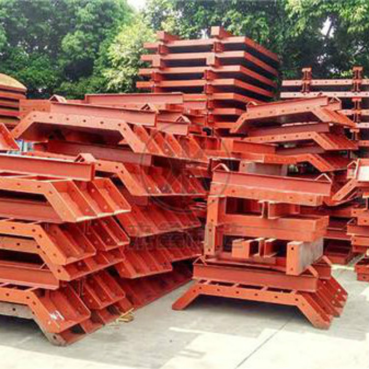 云南省供应平面钢模板 钢模板厂家直发