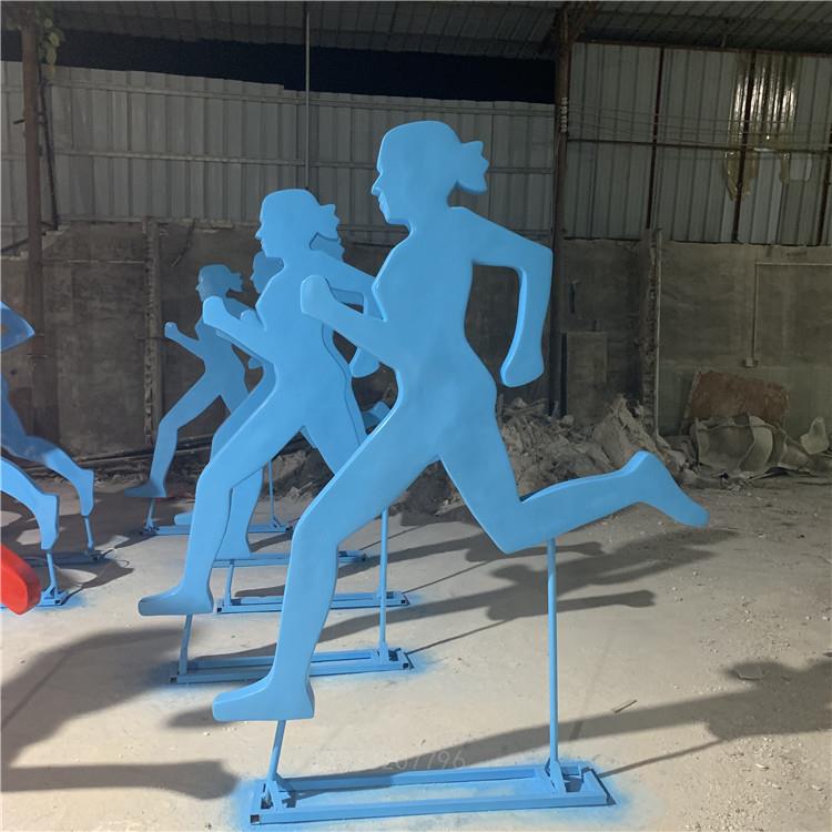 汕尾户外抽象运动人物雕像 体育跑步人物雕塑宏骏玻璃钢雕塑厂