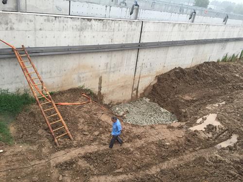 陕西宝鸡市地下停车场堵漏公司案例