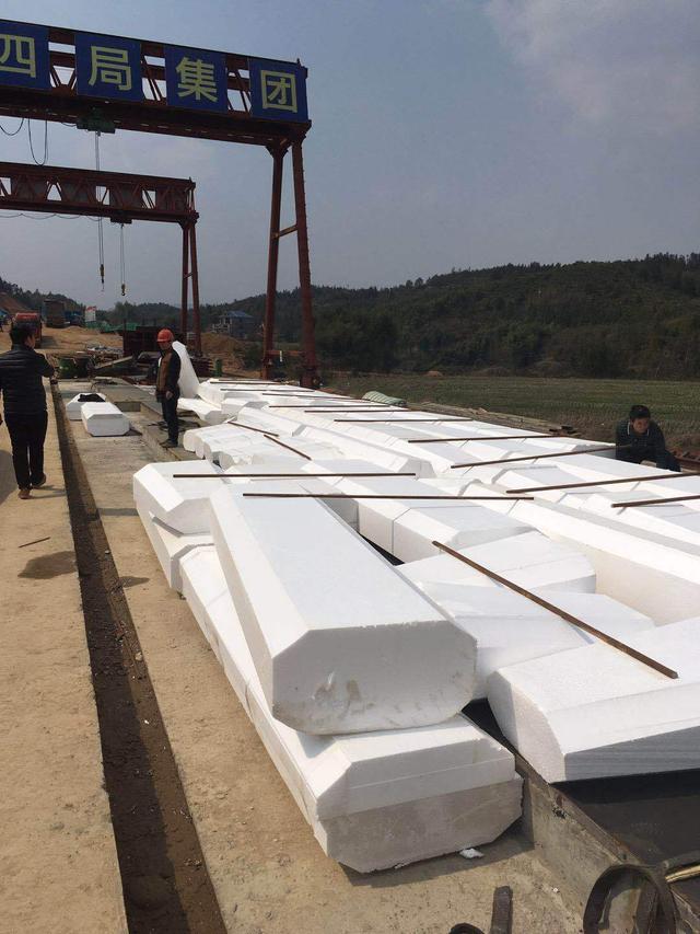 安徽空心板芯模空心桥板泡沫芯模聚苯乙烯芯膜施工工艺