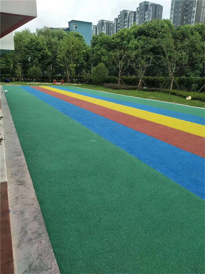 嘉定区小区塑胶地面
