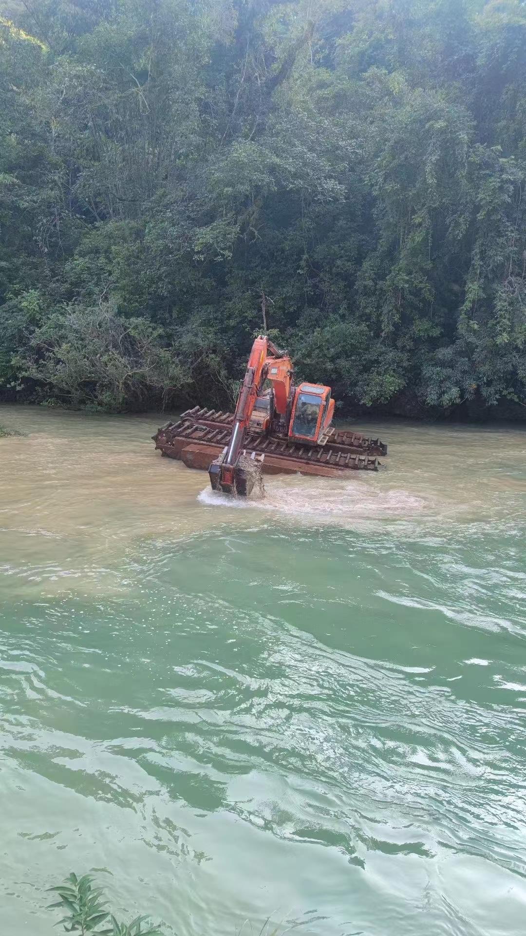 贵港当地清理河道挖机船包月价钱