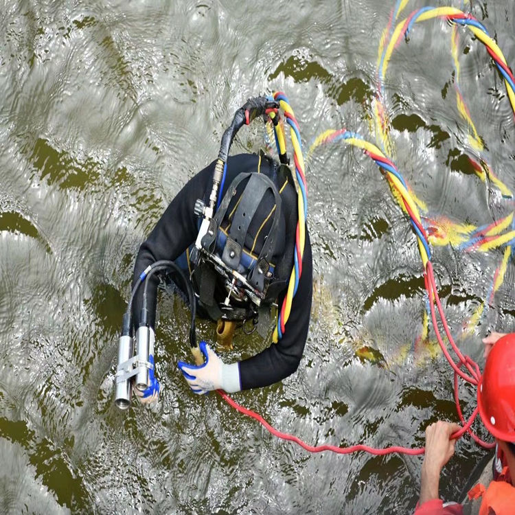 甘孜市水下作业公司本地打捞救援队伍水鬼打捞队