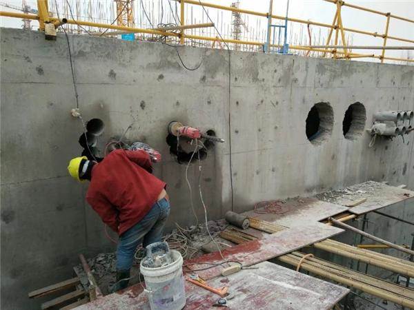 太原水钻打孔空调打眼油烟机打孔