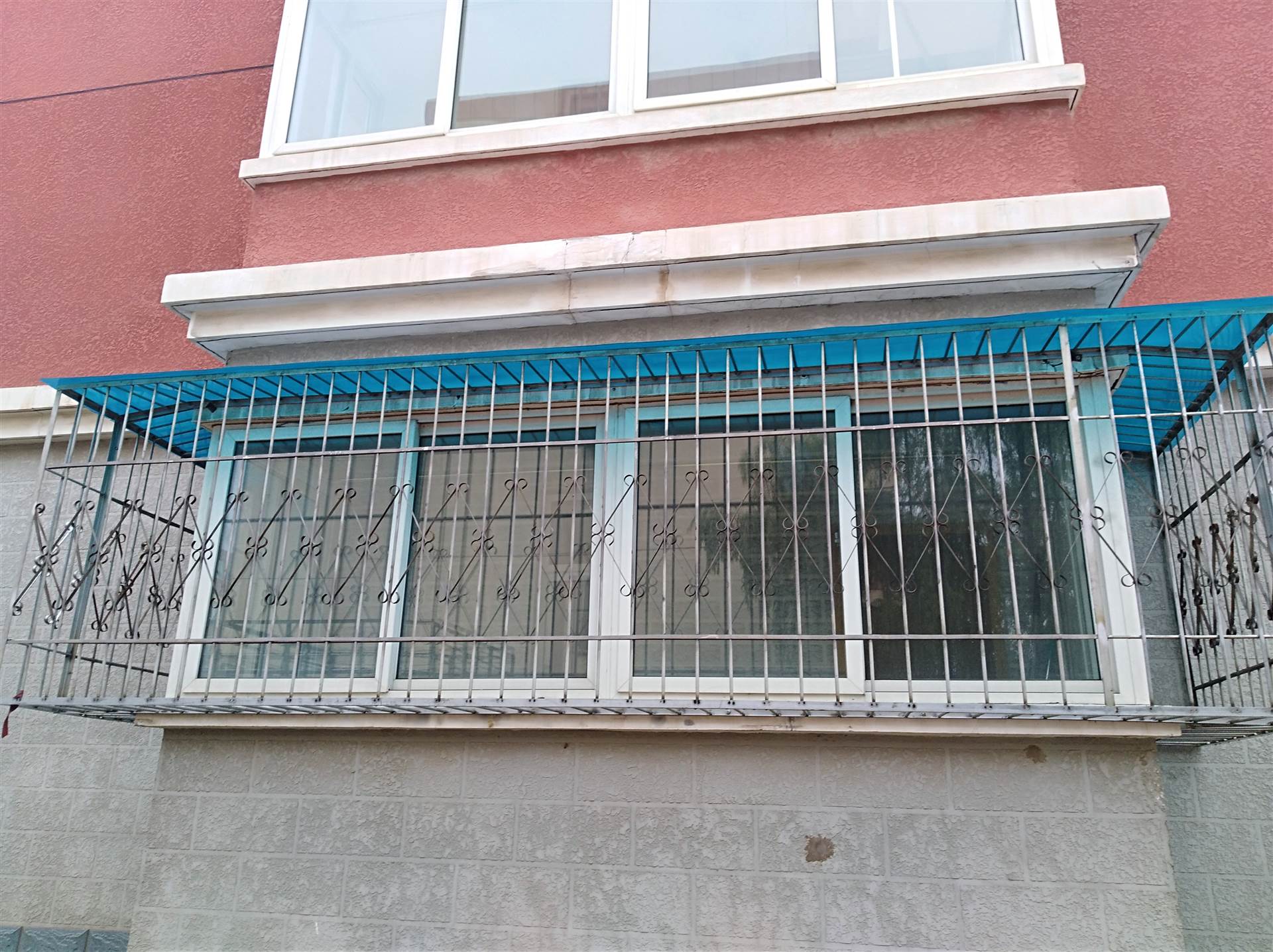 防盗窗 北京海淀区安装防盗窗 上地安装防护栏护窗