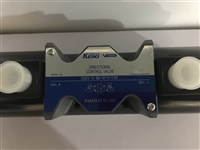 DG4V-5-1B-M-P7L-OV-6-40东京计器TOKYOKEIKI手动换向阀