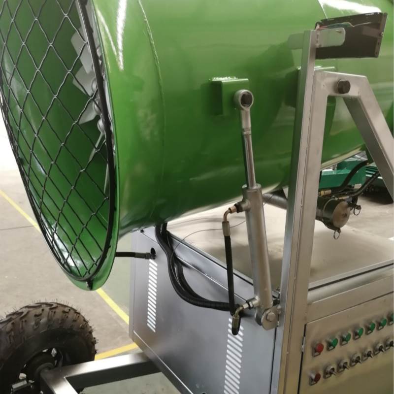 造雪机厂家 十月大优惠 欢迎来电咨询 造雪机价格 大降价