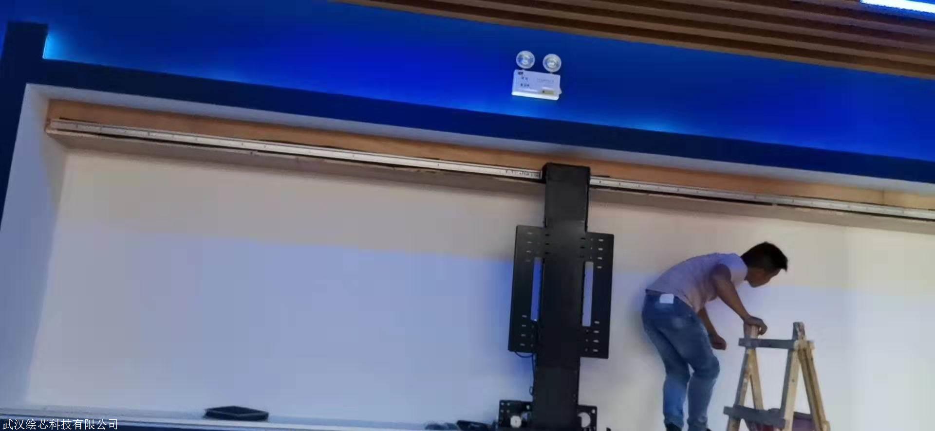 黄石工人文化宫55寸互动滑轨屏