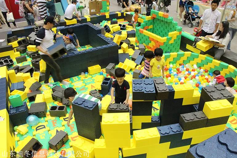 大型乐高积木王国儿童游乐场 网红同款积木王国定制