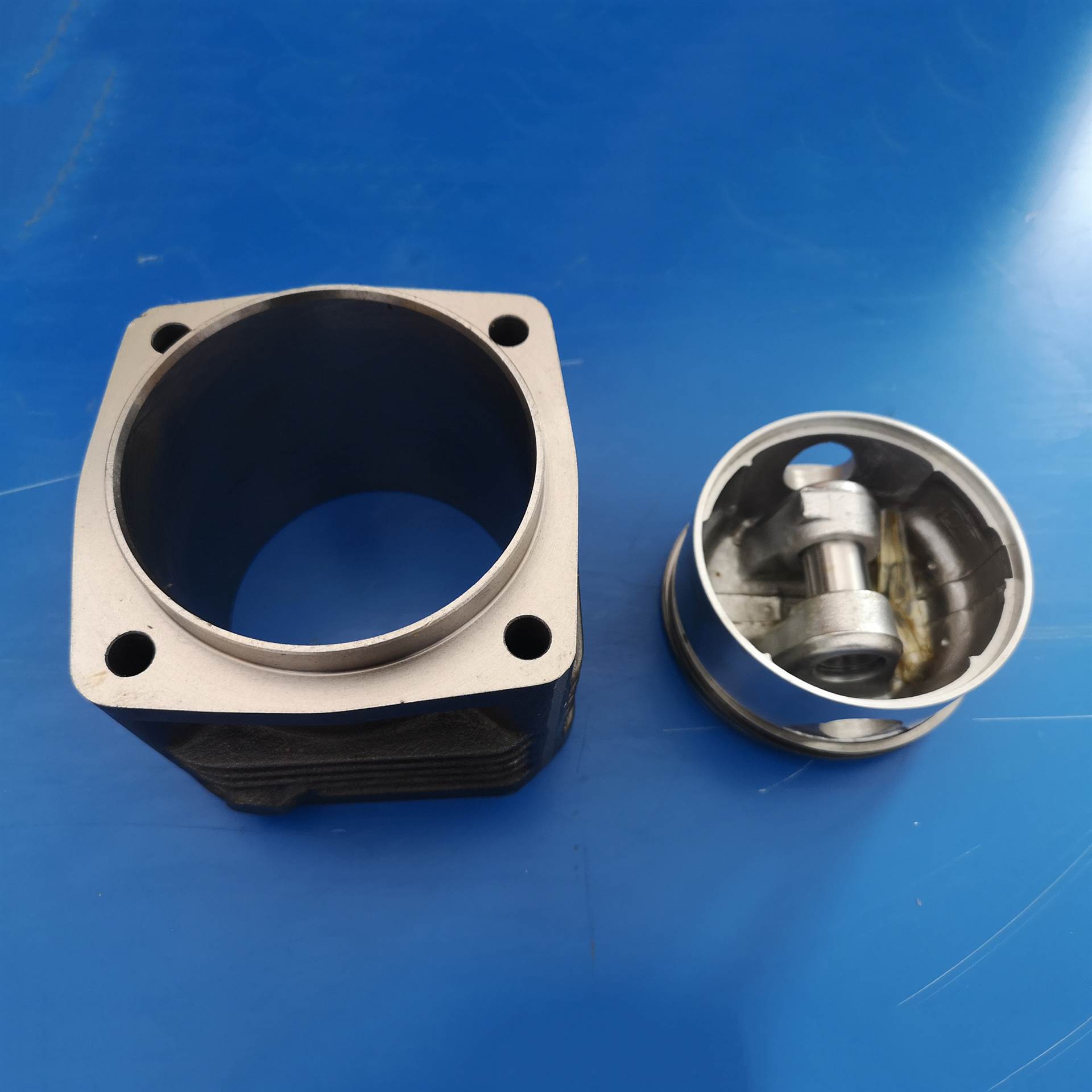 奔驰重卡配件奔驰重卡打气泵进口奔驰配件