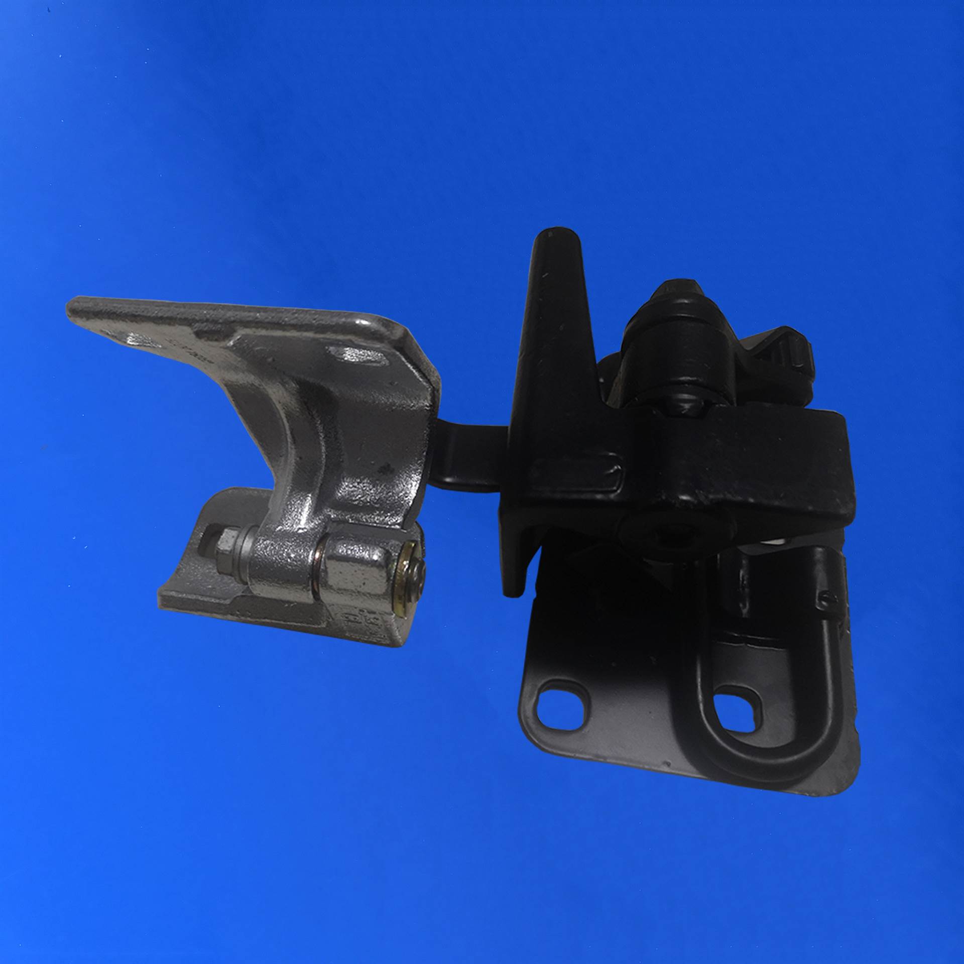 奔驰卡车车门铰链奔驰车门铰链合页配件重卡26462644通用