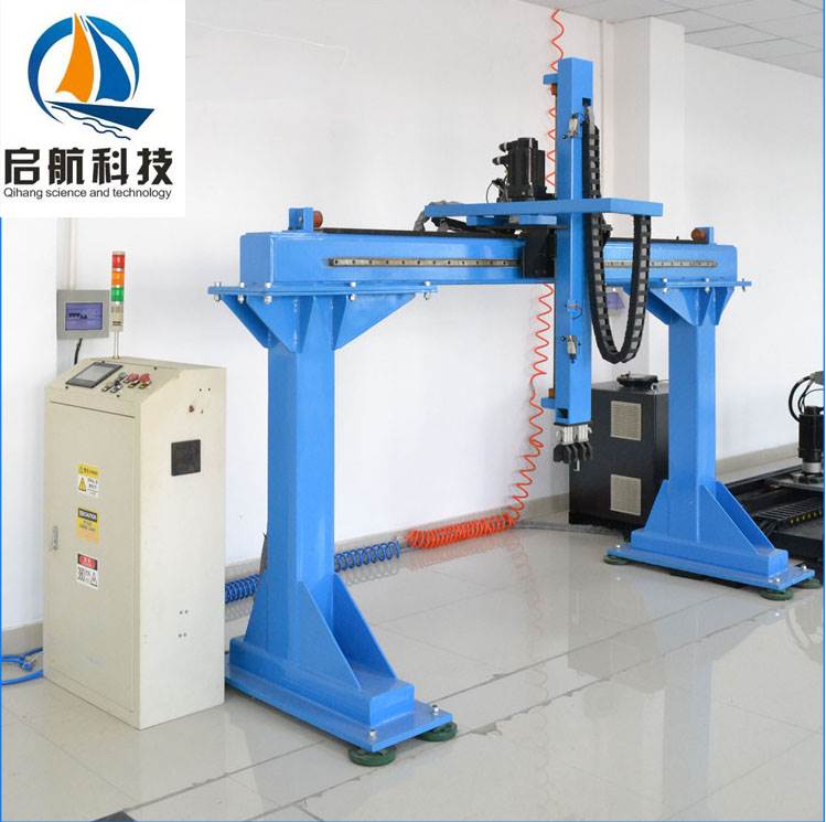 启航科技机床桁架式自动上料机械手