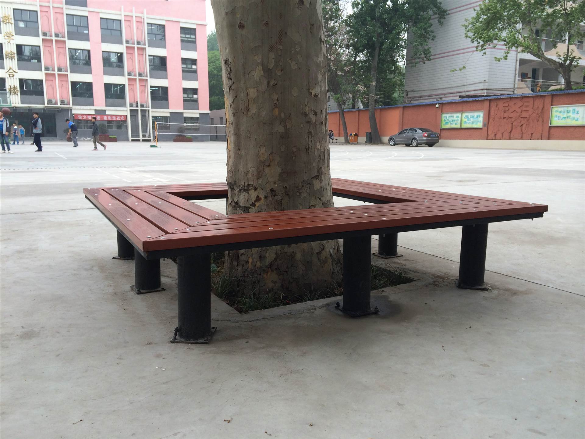 防腐木围树椅安装工艺