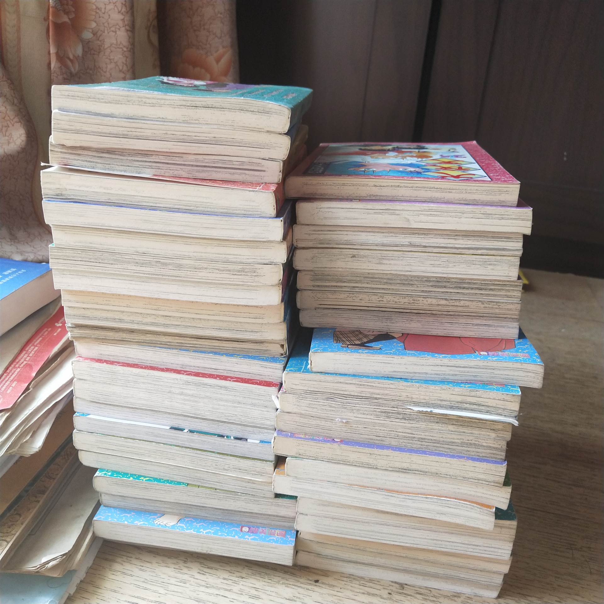 上海回收旧书收购各种老书旧书