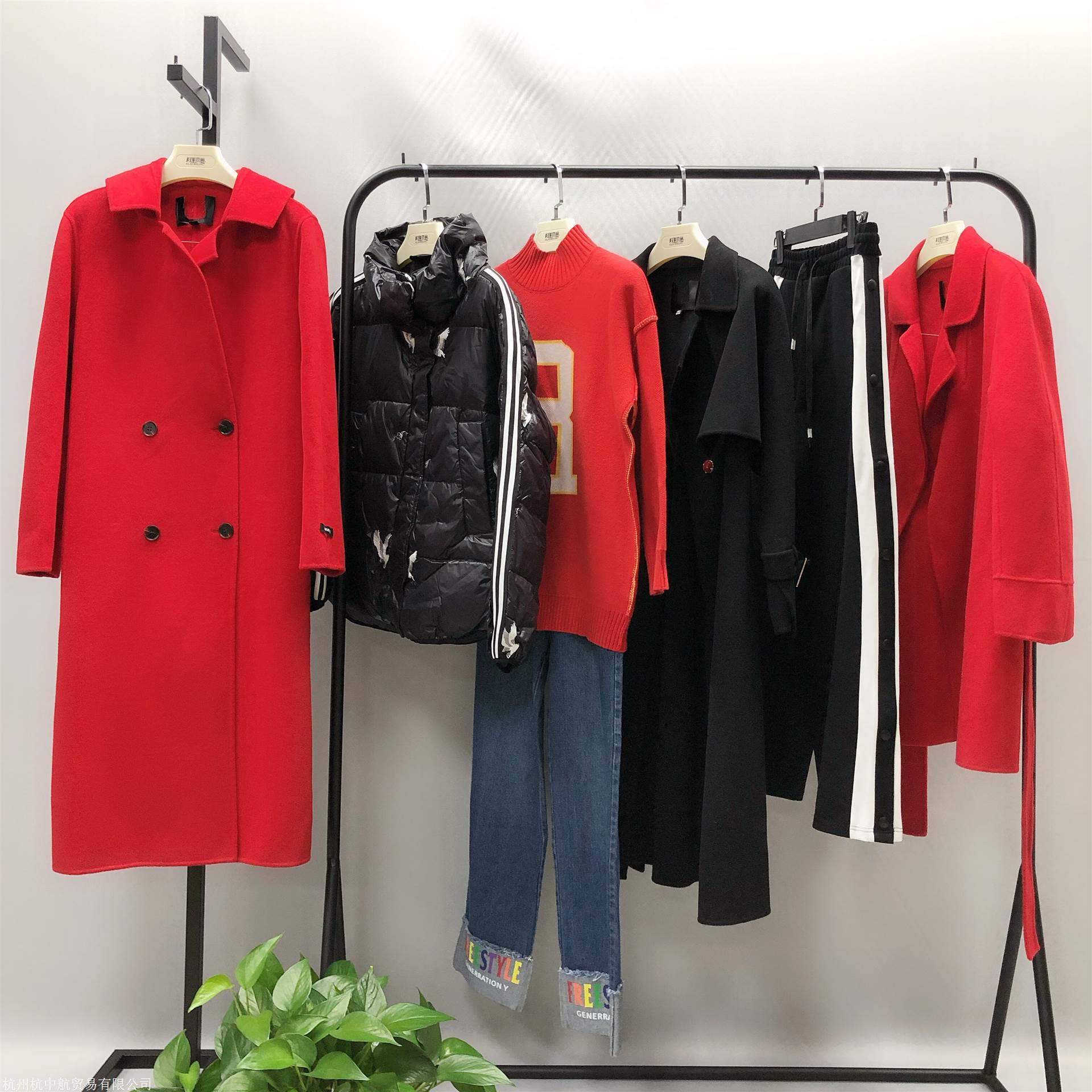 杭州四季青服装批发市场品牌折扣女装库存尾货批发