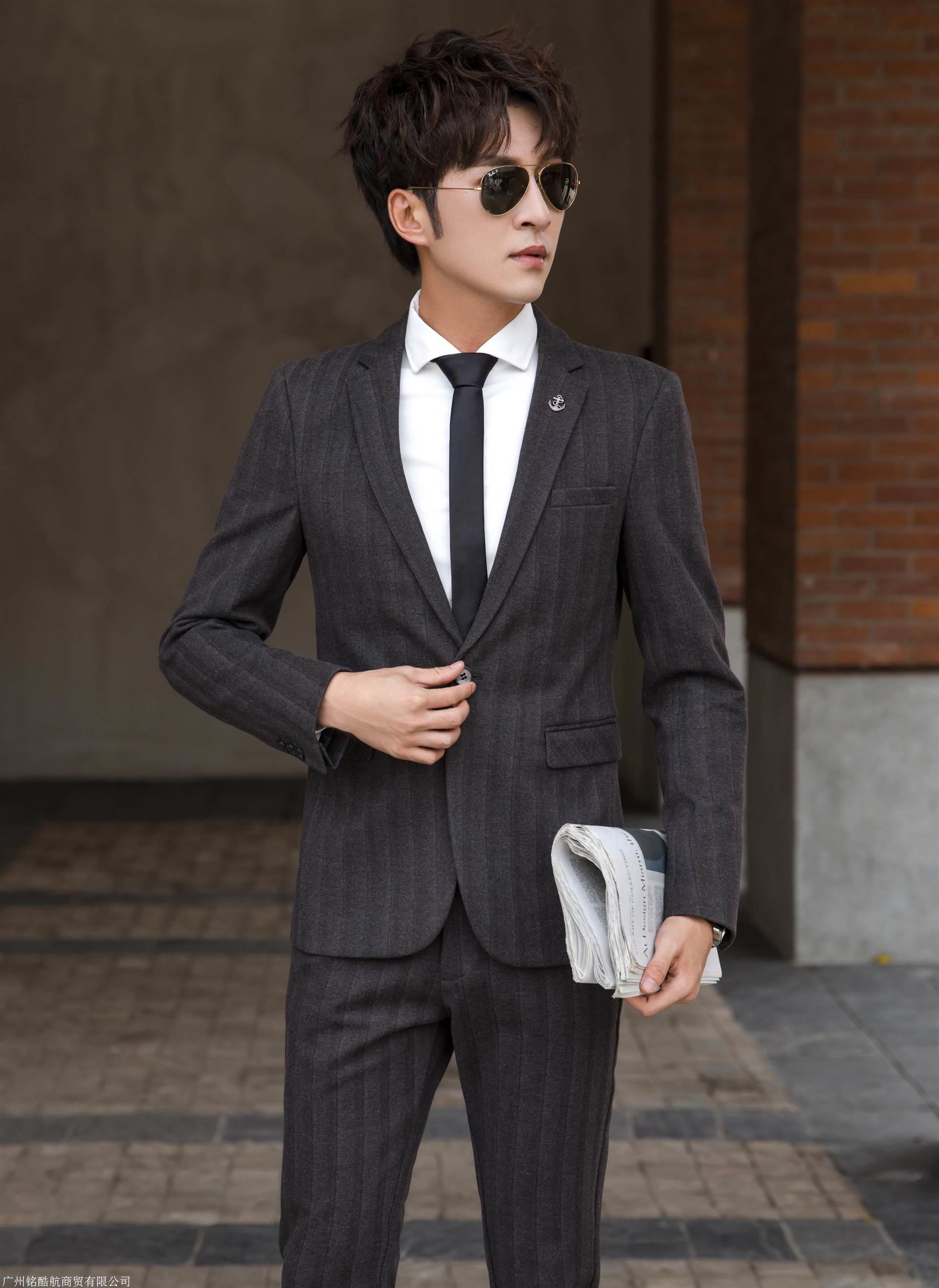 韩版西装批发新款秋冬季品牌男装