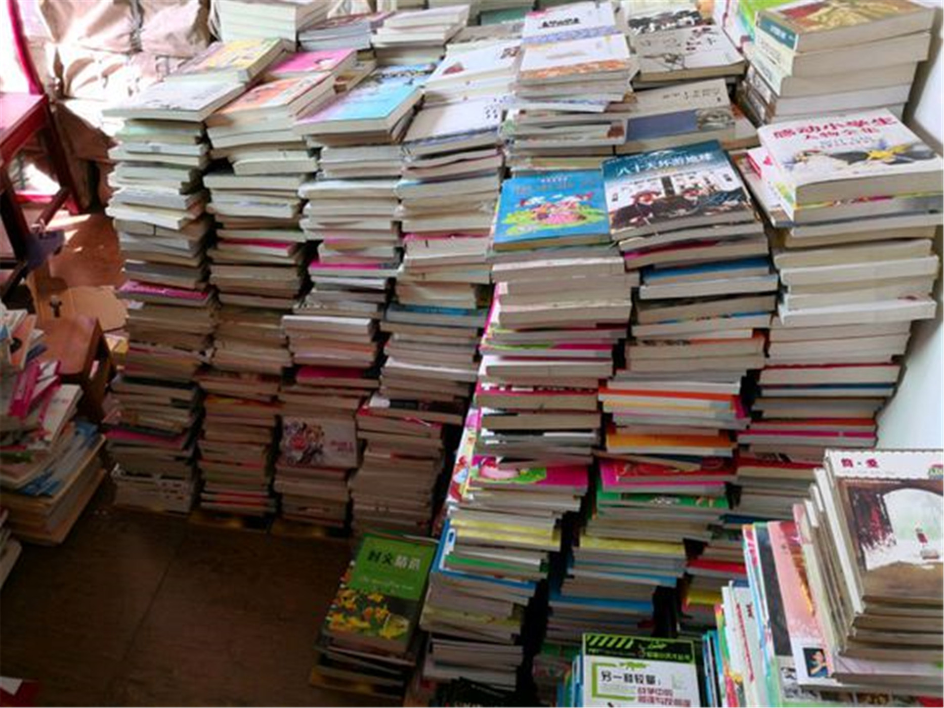 上海旧书回收图书馆下架旧书