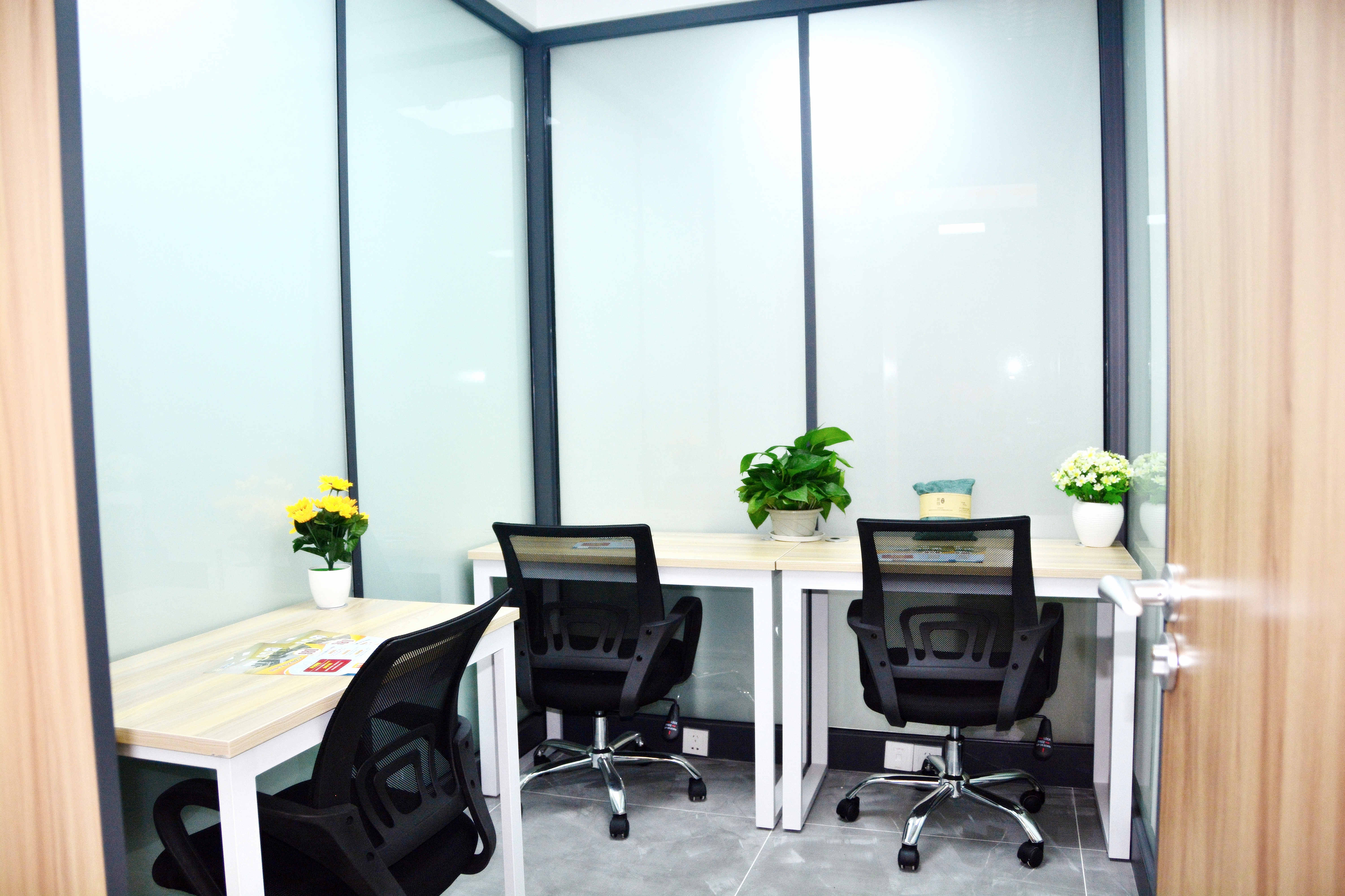 福田税局旁小面积办公室出租解锁公司异常开基本户