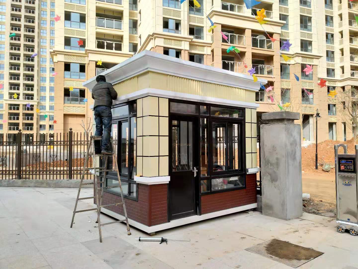 幼儿园个性钢结构岗亭厂家直销