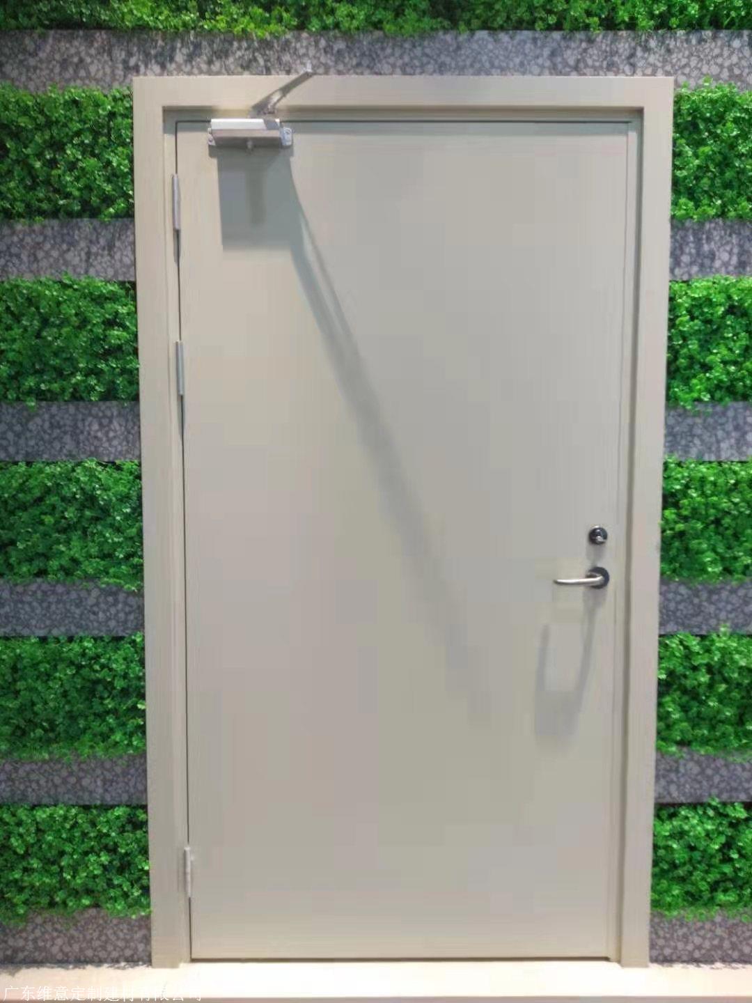 深圳防火门厂 龙岗宝安甲级木质防火门 乙级防火入户门的价格