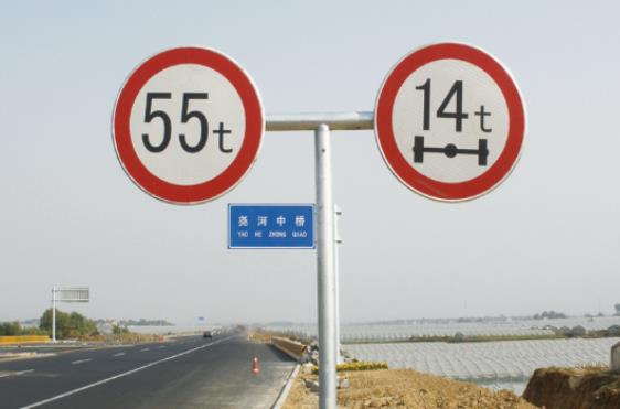 t型交通标志杆悬臂式交通标志杆