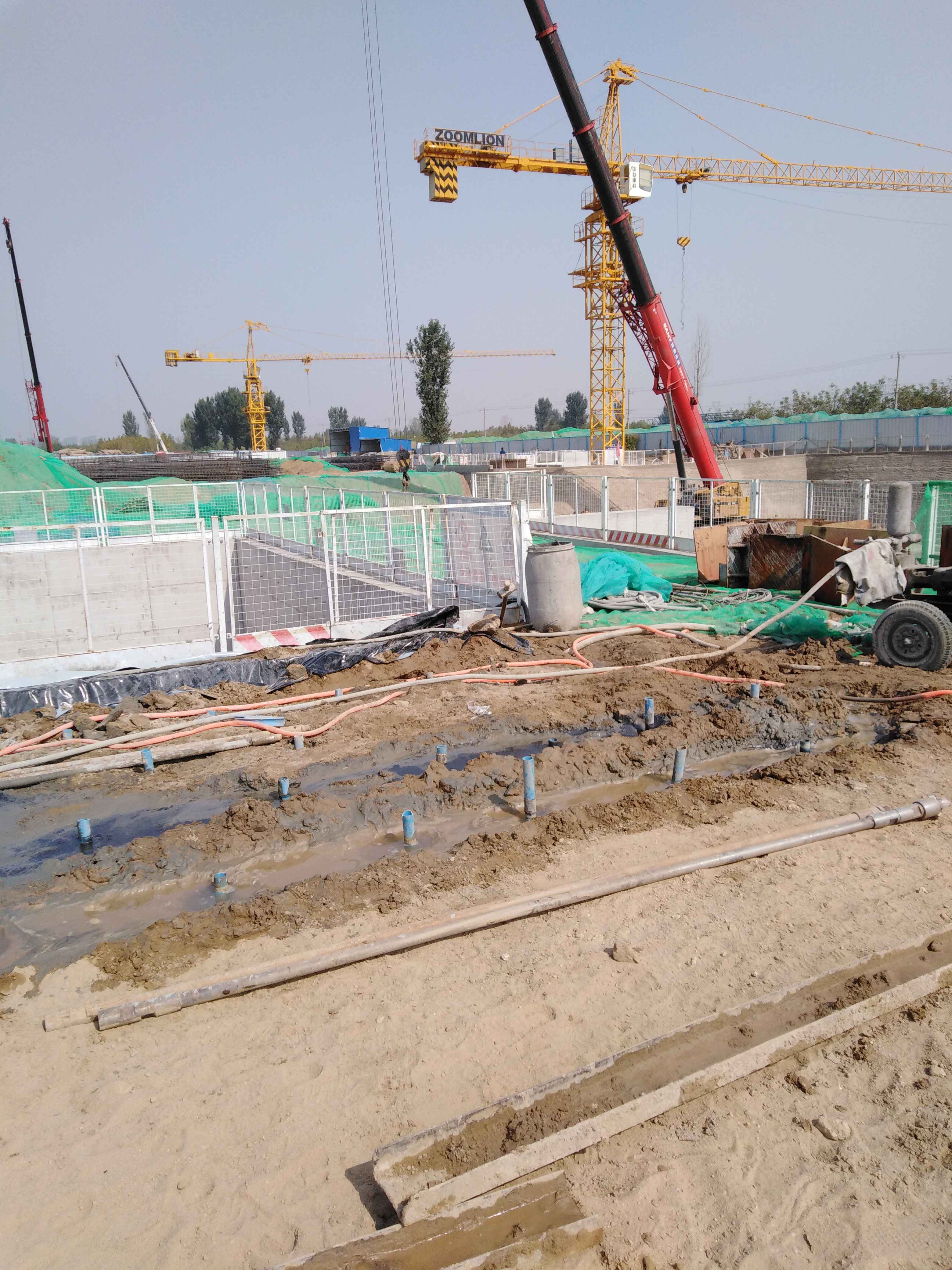 江苏南京:地铁袖阀管灌浆施工