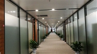 深圳南山阳光科创办公室玻璃隔断