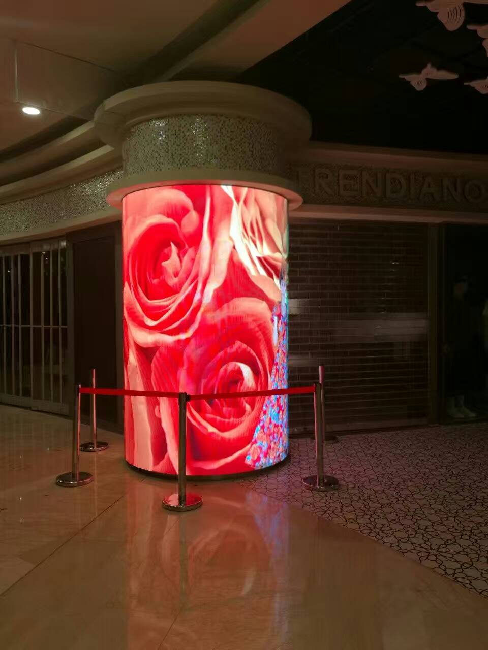 5圆柱形led显示屏 圆柱led显示屏安装定制 圆柱led显示屏价格