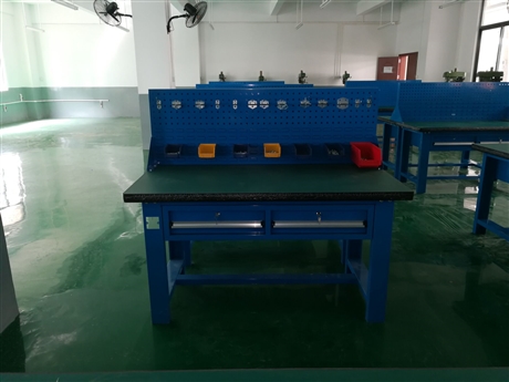 帶掛板工作臺圖片 機床工作臺生產(chǎn)廠家