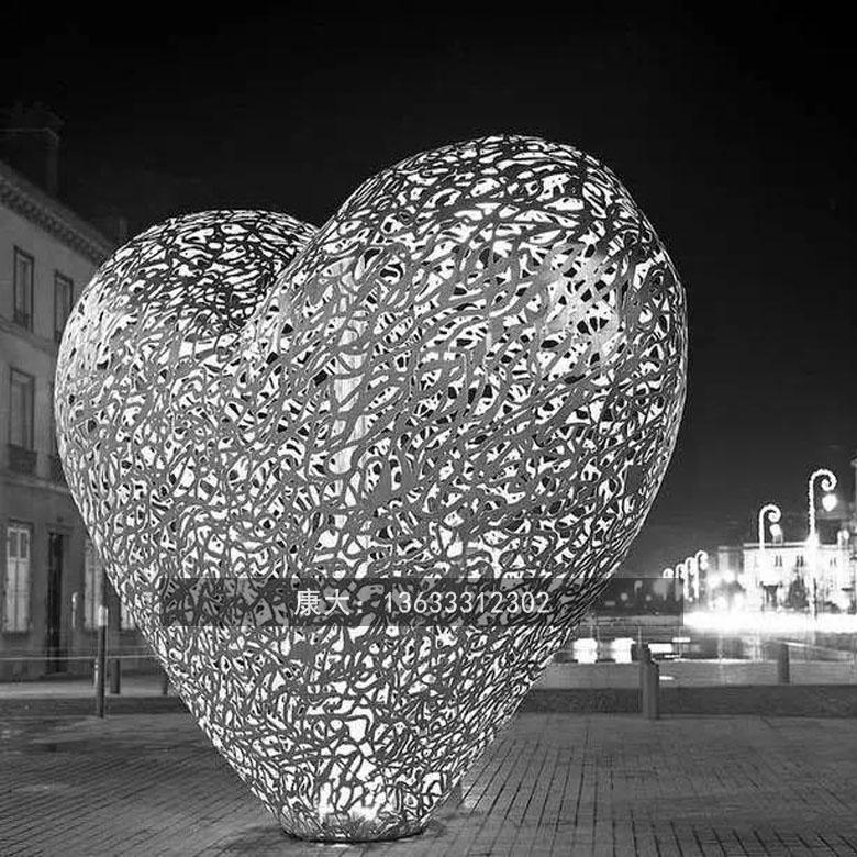 康大雕塑铁艺创意心型雕塑立体不锈钢雕塑