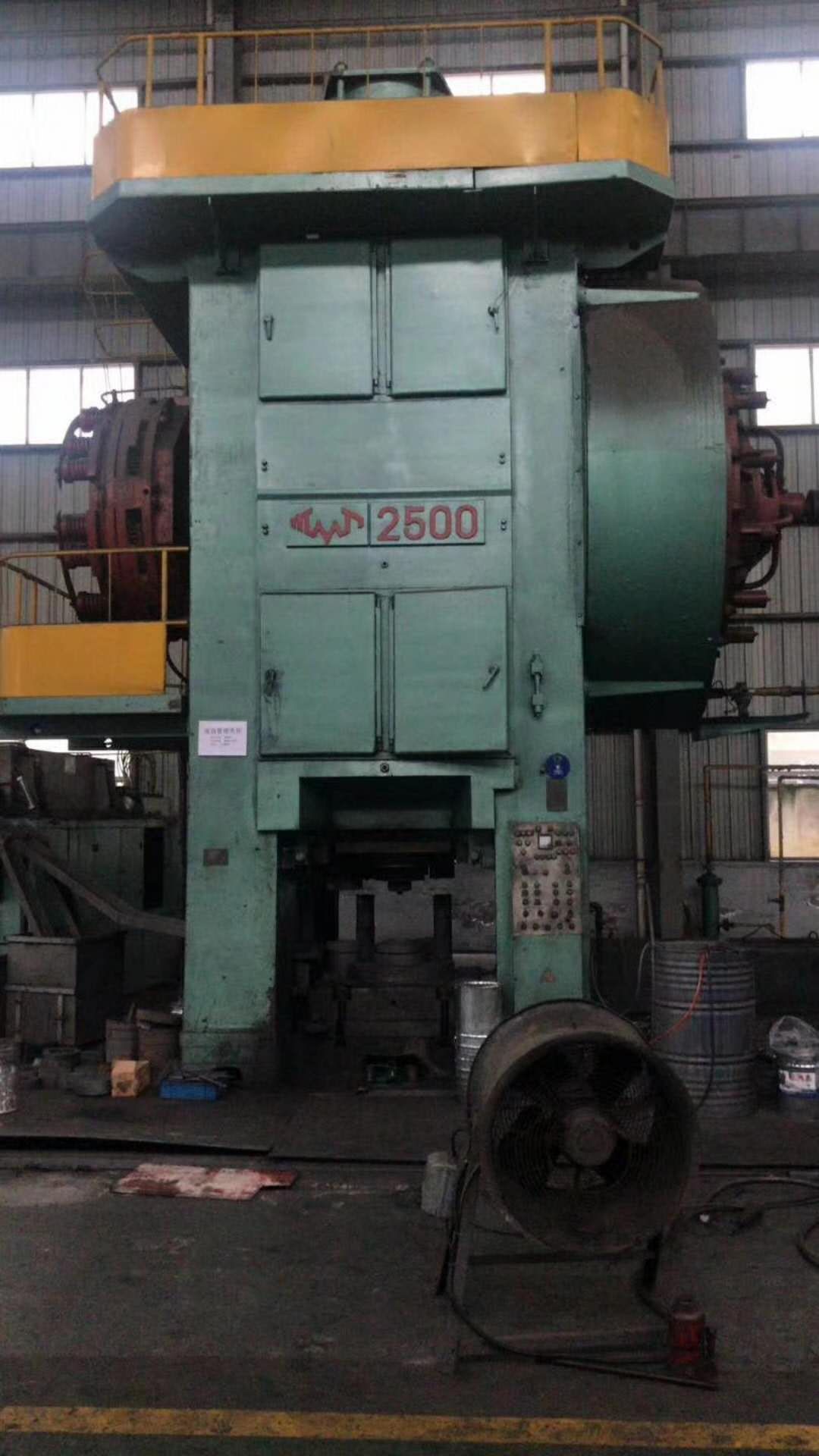 二手热模锻俄罗斯tmp伏龙涅什2500t压力机低价转让