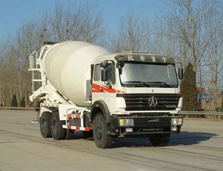 岳陽(yáng)混凝土攪拌車(chē)出租/8-20方攪拌罐車(chē)按月按方租賃