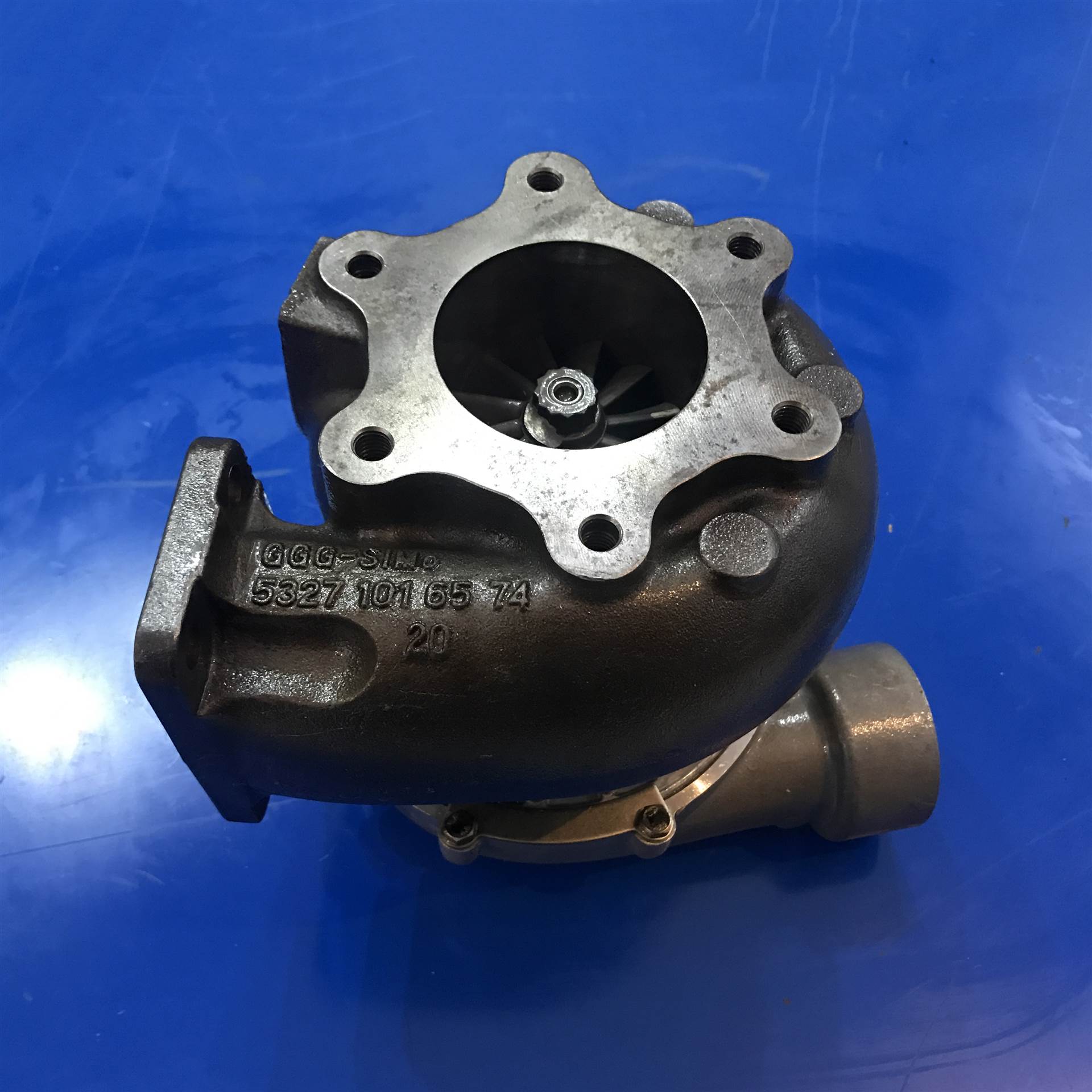 河南泵车配件奔驰泵车涡轮增压器